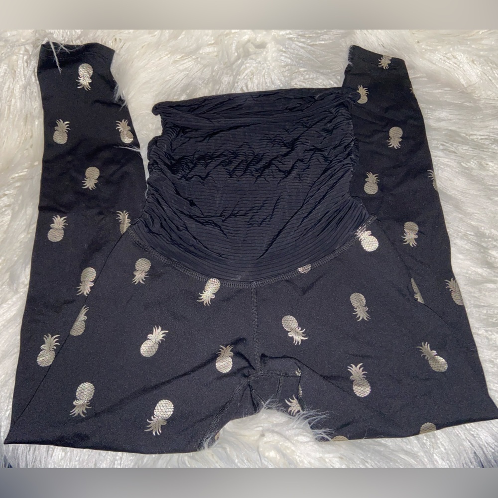 Beyond the Bump Black Leggings with Silver Pineapple Design